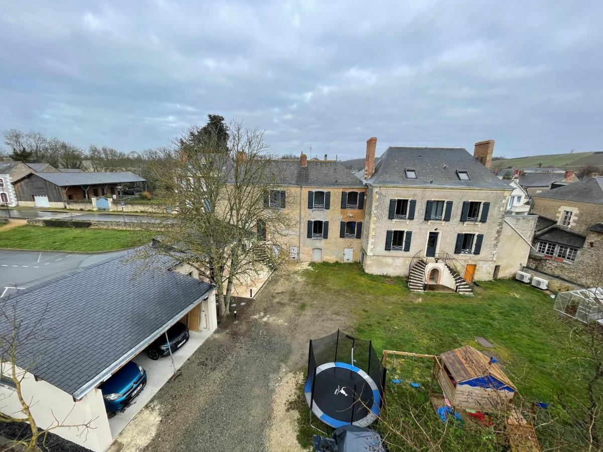 Petit Gite Avec Terrasse Thouarcé Exterior foto